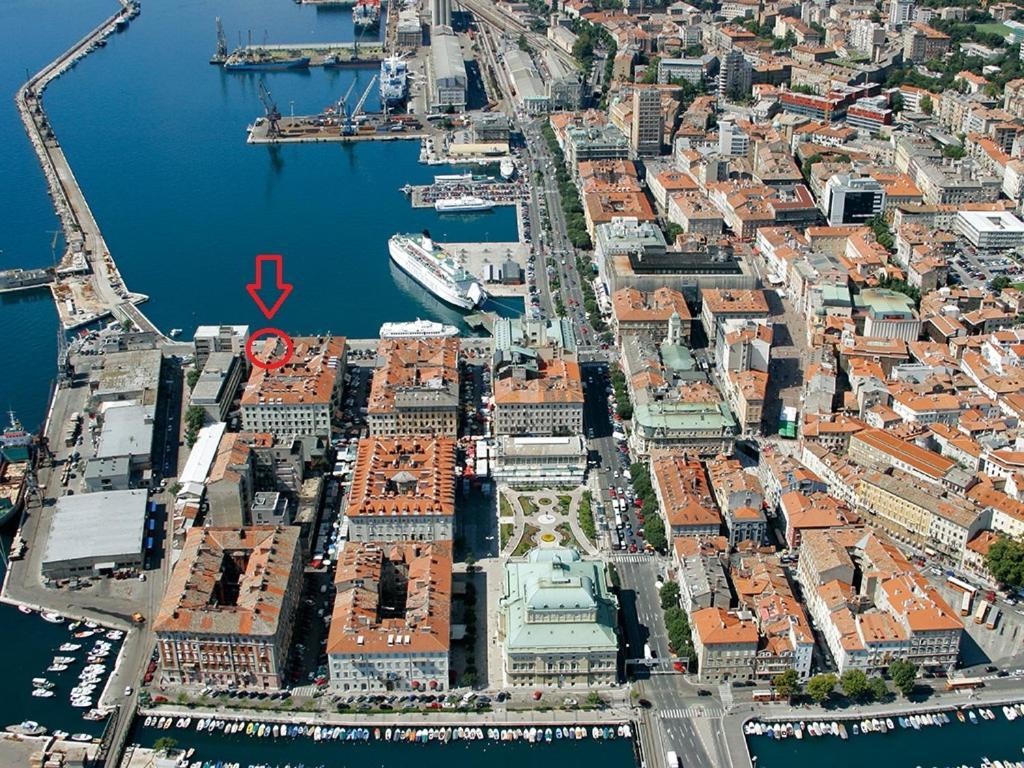 Harbour Residence Apartments Rijeka Extérieur photo